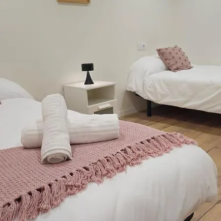 Ciudad Y Playa Apartment *